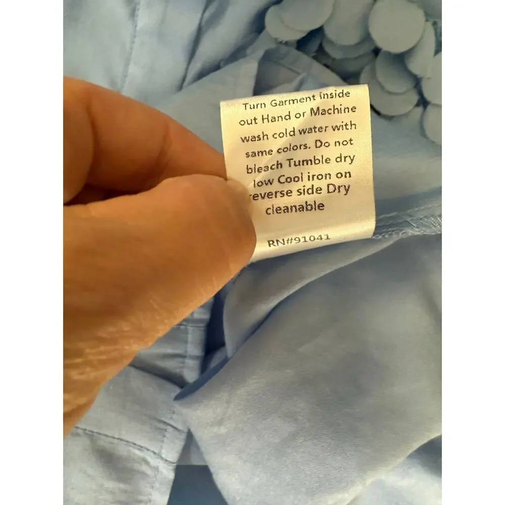A.Z.I Felicia Blouse Women's Medium Blue Short Sleeve Floral Appliques MSRP$113 - Picture 5 of 6